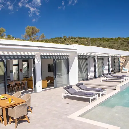 Rona Lefkada Villa