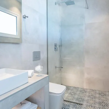 Rona Lefkada * Syvota