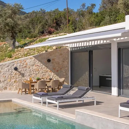 Rona Lefkada Villa *